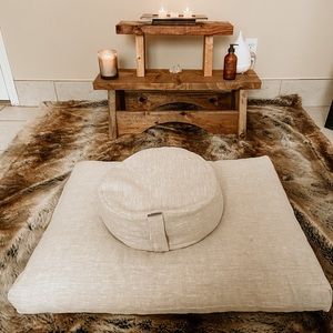 Linen Half Moon Meditation Pillow Set